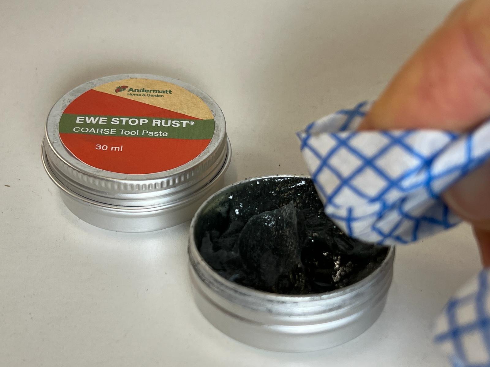 EWE STOP RUST Garden Tool Paste COARSE (30 ml)